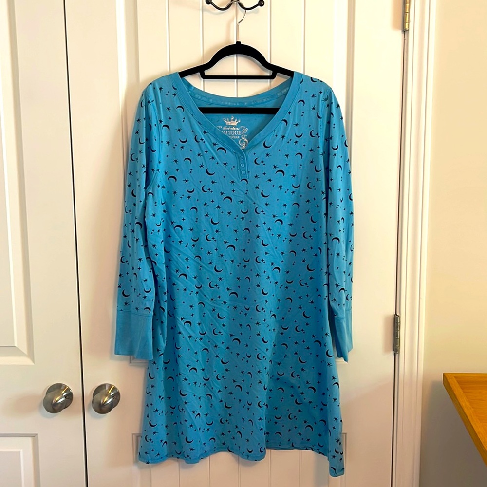 Fabulous Cacique Moon and Stars Sleepwear Size 18 / 20 new without tags
